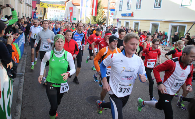 Allein beim Silvesterlauf am 31. Dezember in Gresten nahmen 672 laufbegeisterte Sportler teil.