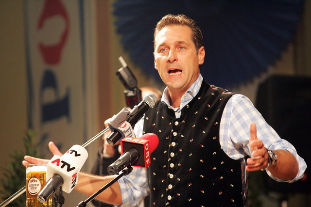 Heinz Christian Strache holt am Freitag, den 15. Februar in Ried zum politischen Rundumschlag aus.