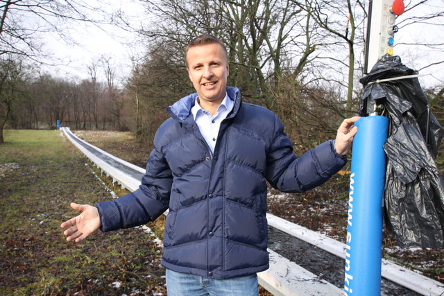 Einsatz: FP-Gemeinderat Günter Kasal setzt sich für den Zauberteppich ein.