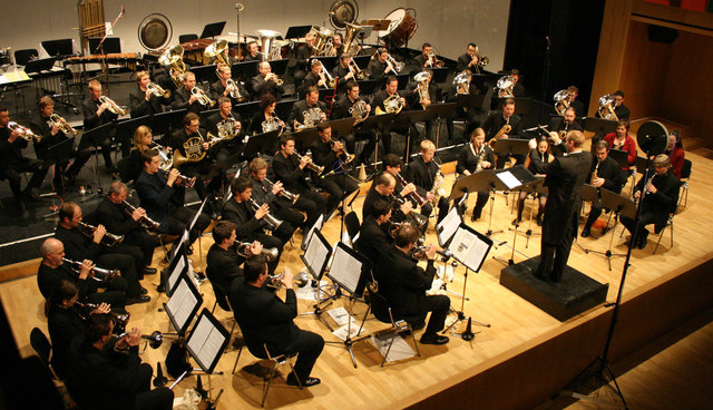 Das Fanfare Orchester "West Austrian Wings" spielt am 19. Jänner 2013 um 20.00 Uhr im Kultursaal Fließ auf.