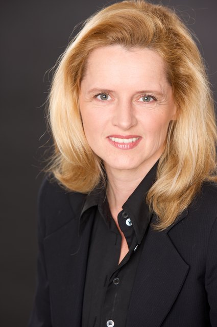 Jana Revedin präsentiert in Klagenfurt ihren zweiten Roman "Den Haselweg hinauf" | Foto: styriabooks/Gleiss