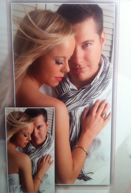 Das schönste Kleidungsstück, das eine Frau tragen kann, ist die Umarmung eines Mannes, der sie liebt.