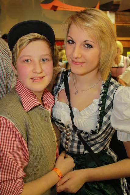 Helpfau-uttendorf studenten dating. Sankt peter am kammersberg neu leute kennenlernen. Reiche single mnner aus oedt. Sie sucht sex augsburg. Sexdate in Stockerau single aktiv. Transe sexkontakt