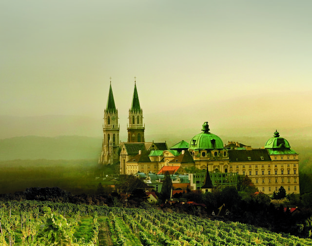 Das Stift Klosterneuburg empfiehlt sich als eines von Niederösterreichs Top-Ausflugszielen für die ganze Familie. Das hat auch ein erneuter Mystery Guest Check bestätigt. | Foto: Stift Klosterneuburg/ Jürgen Skarwan