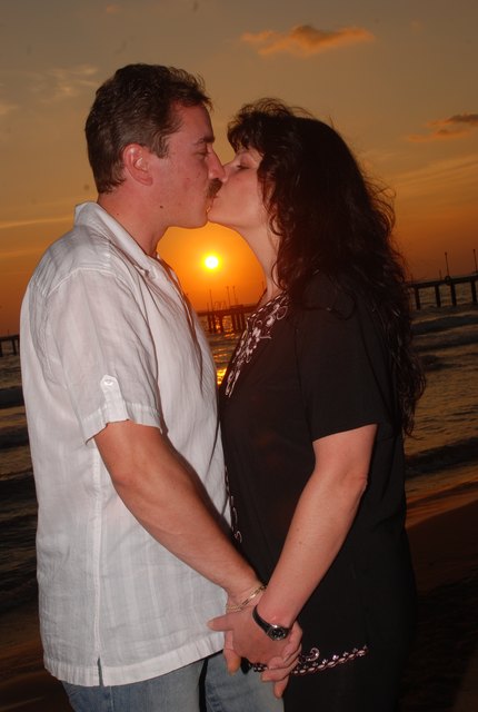 Wir finden diese Promotion für den Valentinstag als super Idee!! 
Wir sind seit 12 Jahren ein Paar, und immer noch sehr verliebt.