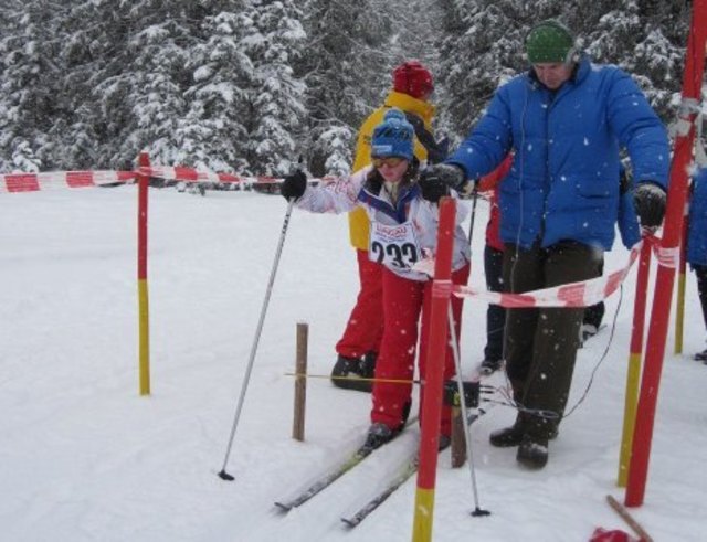 Simone Kratzer aus Tumpen startet zum letzten Bewerb und schafft es auf den 3. Platz.