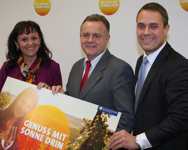 LR Michaela Resetar, LH Hans Niessl und Tourismuschef Mario Baier | Foto: LMS