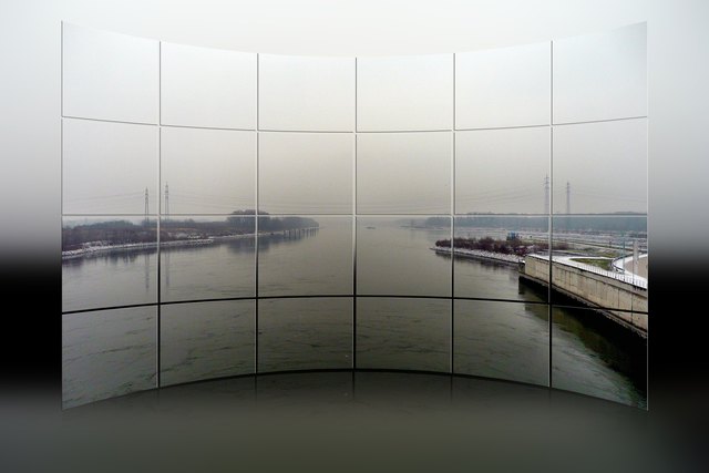 Die winterliche Donau unterhalb des Kraftwerks Freudenau