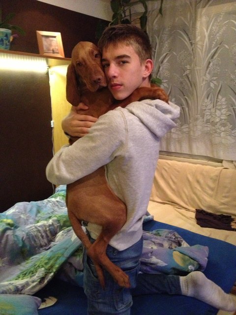 du bist das beste was uns 2012 passiert ist..friends for ever "TAYLER"