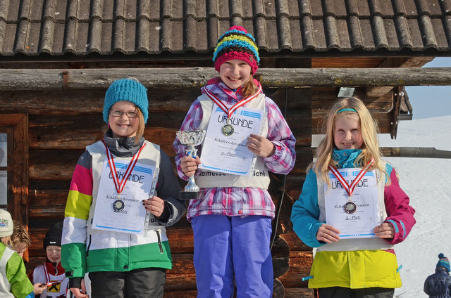 Iris Binder, Anika Hartl und Aylin Meisinger. | Foto: Foto: privat