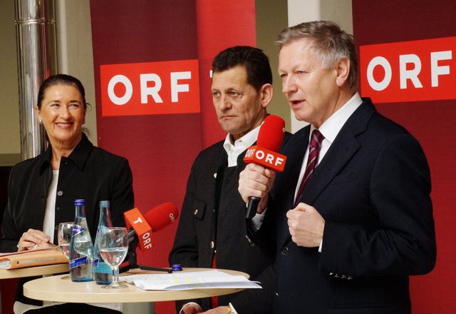 Sabine Wallner, Franz Posch und und Helmut Krieghofer bekräftigen die positive Entwicklung der Volksmusiksendung.