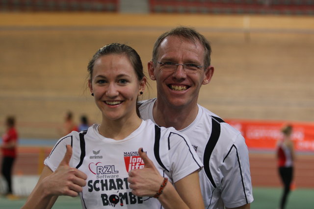 Haben allen Grund zum Jubeln: Ina Huemer mit Erfolgstrainer Klaus Angerer. | Foto: IGLA