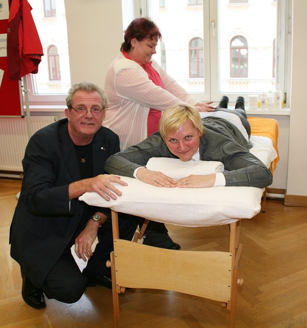 v.l.n.r.: Bezirksvorsteher Ing. Kurt Wimmer und Stadträtin Sandra Frauenberger