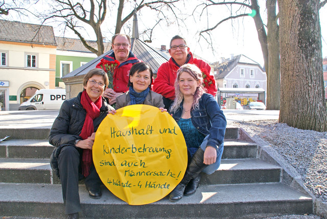 Habau-Betriebsrat Peter Walzer und FSG-Sekretär Sascha Lindenmayr mit Gertraud Jahn, Sabine Schatz und Viktoria Frühwirth