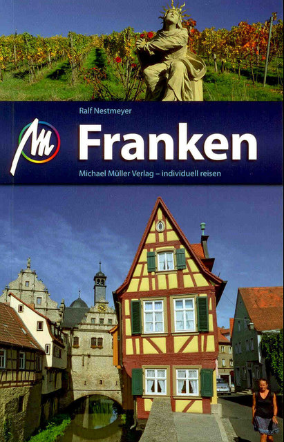 Der Kreuzweg unterhalb der Wallfahrtskirche Maria im Weingarten in Volkach und der Malerwinkel in Marktbreit zieren die Titelseite des Reiseführers