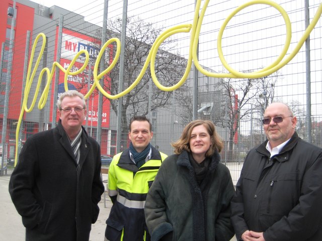 Freude über „Freedom“: Ex-Chef Wimmer, D. Hafner (MA 33), Bezirkschefin Schaefer-Wiery und H. Bekehrti (MA 33).