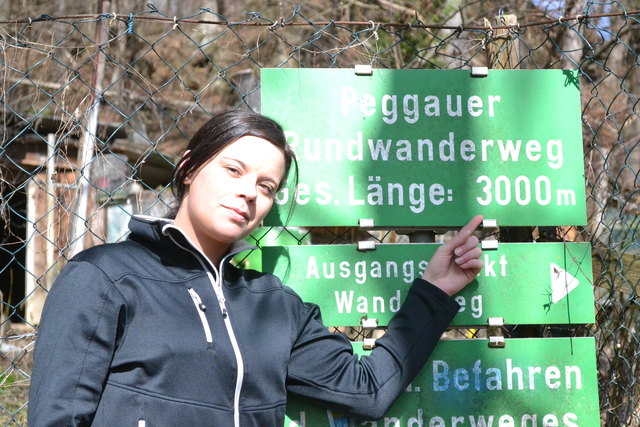 Unsere Redakteurin macht sich zum drei Kilometer langen Marsch rund um die Wälder Peggaus auf.