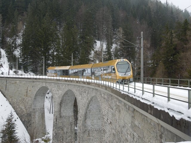 Die Streckensanierung im April ist ein weiterer Schritt, damit die Himmelstreppe im Dezember 2013 den Fahrbetrieb aufnehmen kann. (Copyright: NÖVOG/Heussler)