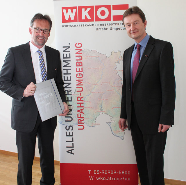 Reinhard Stadler und Franz Tauber unterstützen Kleinstunternehmer. | Foto: WK UU