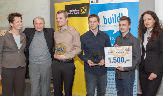 v.l.n.r. Monika Kircher (CEO Infineon Technologies Austria AG und Schirmherrnin des build!Impuls) Peter Florjančič,(Erfinderlegende aus Slowenien), Fabian Gutbrod (Gewinner des Produktpreises), Nicolas Dular und Philip Spiess (Gewinner in der Kategorie „Dienstleistung“), Karin Ibovnik (Geschäftsführerin der build! Gründerzentrum Kärnten GmbH) | Foto: Foto honorarfrei verwendbar bei Quellenangabe: Anton Trapp