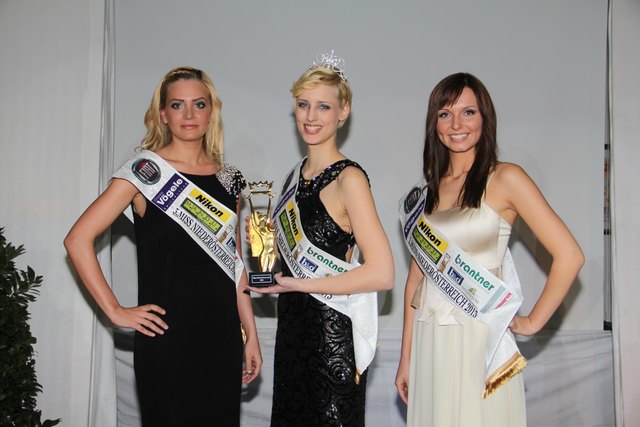 Die Top-Drei: 3. Platz ging an Janine Uhl aus Wiener Neustadt, 1. Platz an Sarah Maria Pils und 2. Platz an Silvana Wojnar (re).