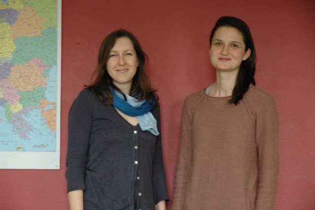 Auch Hilfe bei der Jobsuche bieten Olivia Horak (l.) und Esther Lierbacher in der Grünwaldgasse an.