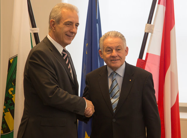 Ministerpräsident Stanislaw Tillich empfängt den Landeshauptmann von Oberösterreich, Josef Pühringer, zu einem Gespräch in der Sächsischen Staatskanzlei.