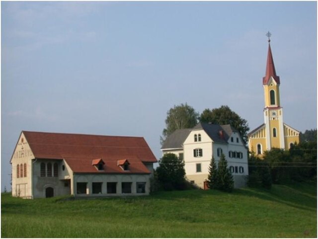 Die Pfarrkirche ist ein Wahrzeichen der Gemeinde St. Johann-Köppling.