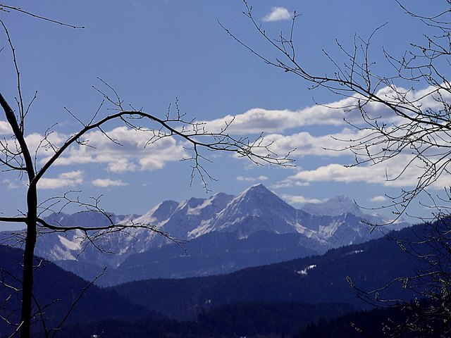 Mittagskogel, im Hintergrund der Triglav