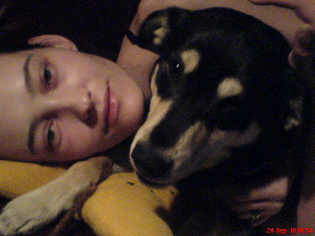 Samy mit Raudi Kuscheln :-) :-)