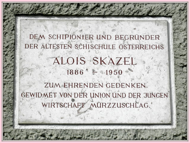 An seinem Haus in der Mariazellerstraße von Mürzzuschlag wird an diesen Pionier erinnert.