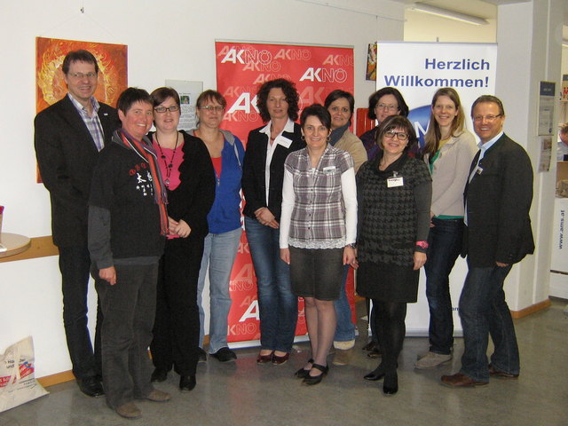 Emmerich Temper (GKK), Monika Koch (NÖ Hilfswerk), Gerlinde Ertl (RIZ Gründerservice), Elke Tüchler (AK), Rosemarie Winkler (Bildungsberatung NÖ), Petra Zeilinger (AMS), Catherine Penz-Gieorgijewski (zb – Zentrum für Beratung), Claudia Doleschal (AMS), Maria Steiner (Frauenberatung), Maria Scheidl (Kindergartenpädagogin), Kurt Steinbauer (AMS)