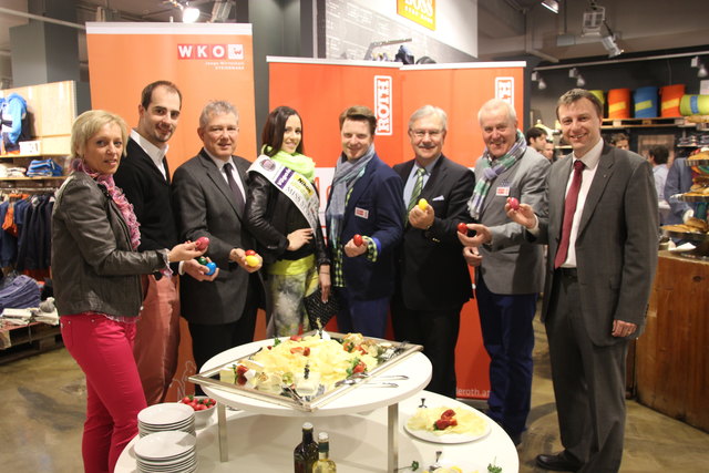 "Business & Breakfast" im Modehaus Roth mit Gästen aus Politik und Wirtschaft.