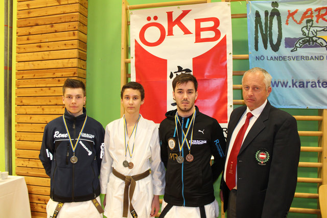 Die Medaillengewinner mit Manuel Reinthaler (2. v. li.)