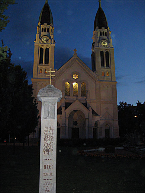 Kirche Neu - Simmering mit Seyfritsäule
