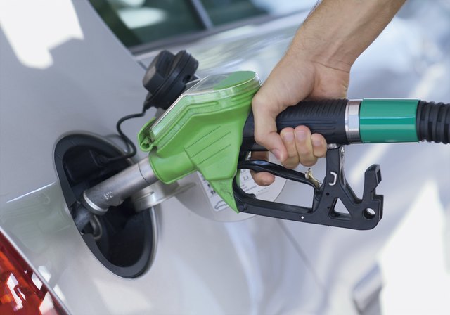 Am Osterwochenende zahlt sich ein Preisvergleich bei den Tankstelle aus