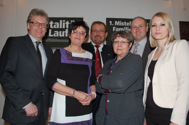 Herbert Ettenauer, Ingeborg Pelzelmayer, Christian Balon, Rotraud Perner, Alfred Pohl und Veronika Domann.
