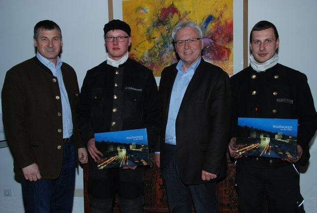 Lehrlingsaustausch: Engelbrechtsmüller mit Waidhofens Bürgermeister Mair.