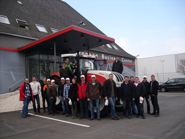 Mit dabei waren Florian Bauer, Manfred Bauer, Johann Binder, Martin Bogg, Ulrich Bräuer, David Dörrer, Andreas Eichhorn, Erich Exl, Michael Flicker, Viktoria Hutter, Harald Kasess, Eva Maria Obermüller, Bettina Pabisch, Kevin Premm, Bernhard Popp, Helmut Scharf, Sascha Schmidt, Markus Wolf, Andreas Wurz und Gerhard Zach.