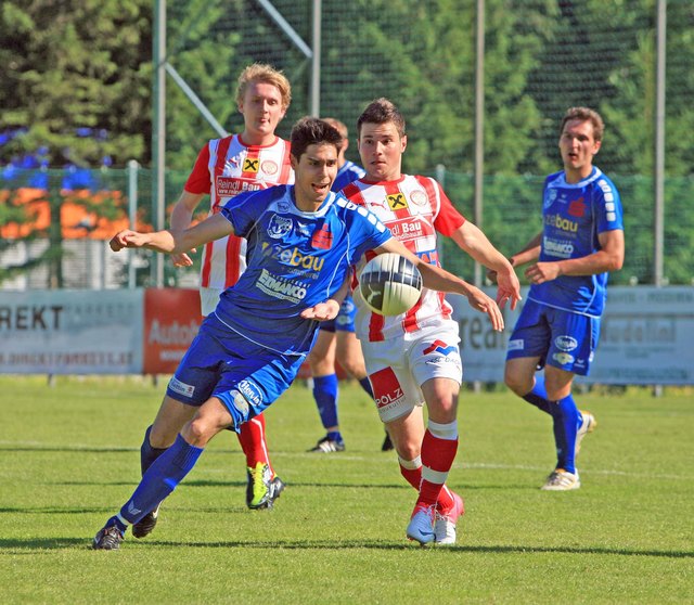 Anrainer gegen Kicker – ein „Derby“ in Bad Ischl.