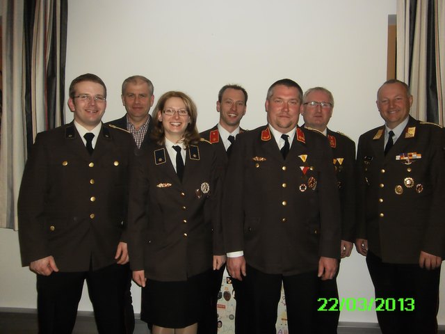 Robert Hebertshuber, Bürgermeister Bernhard Schachinger, Sabine Högl, Johannes Hubauer, Christian Dandler, Josef Högl, Abschnittskommandant Johann Wimmer.