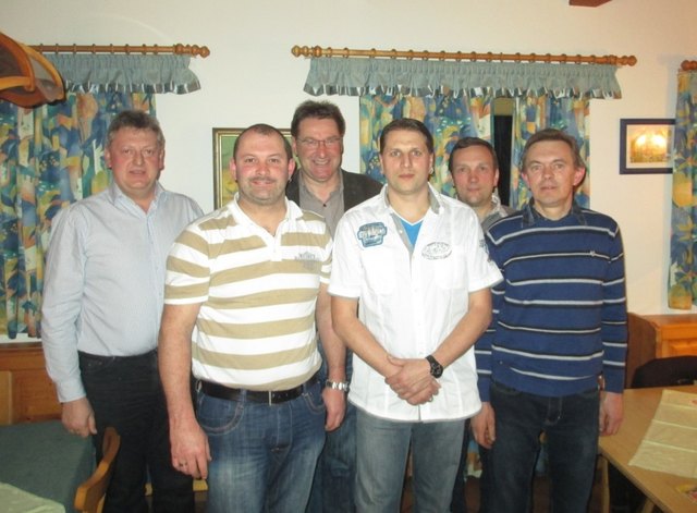 Von links: Robert Reindl, Erhard Reichl, Bürgermeister Erich Punz, Markus Gattringer, Gerhard Wiesmüller und Franz Riegler.