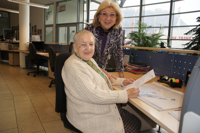 Das Kontrollwesen liegt ihr nach wie vor am Herzen: Rosa Kaindl mit Tochter Gerta Amerhauser.