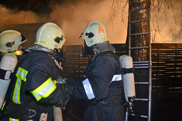 Die Kameraden im Einsatz. | Foto: BFKDO Schärding