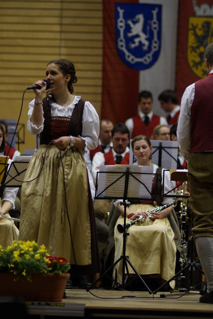 Julia Riedlsperger bei ihrem Solostück "Hallelujah"
