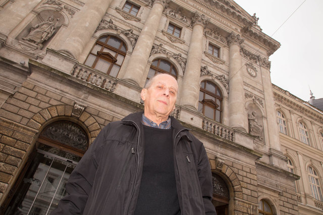 "Ich bin mit der TU verwachsen, habe hier Wurzeln geschlagen", sagt Rekord-Student Hans-Peter Gangl.