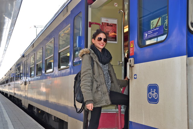 "Alles geht viel flotter mit der S-Bahn", sagt Sibell (23). Sie schätzt auch die Sauberkeit und Zuverlässigkeit.