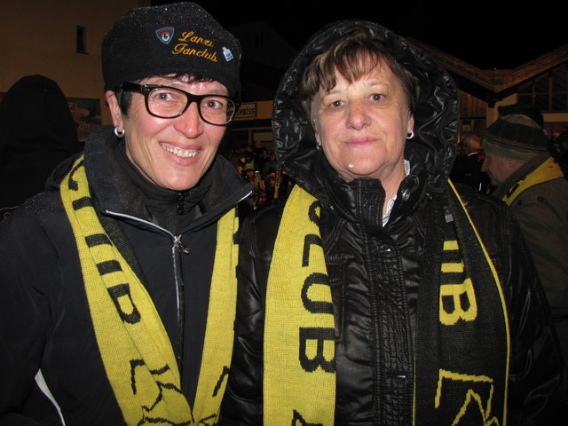 Gertrude und Franziska vom Lanzi Fanclub feierten mit Matthias.