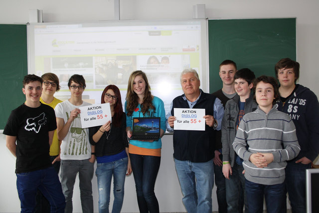 Die jungen Trainer/innen freuen sich darauf den "Internet-Alltag" und die große Welt des World Wide Webs zu vermitteln. | Foto: NeuAug