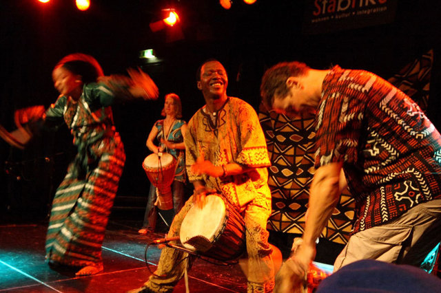 "Tasuma" - Ein mitreißendes Konzert mit Rhythmen und Tänze aus Mali | Foto: (c) Andreas Altmann